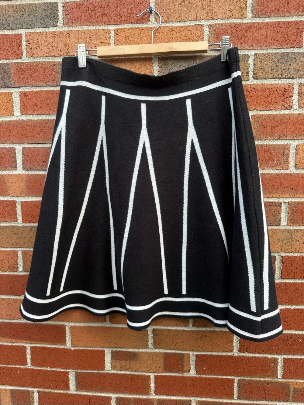 Vila Milano Black White Knit A-Line Flare Skirt
